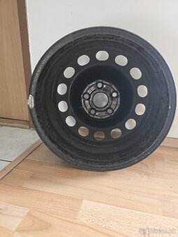 16-palcové kovové disky Škoda Octavia