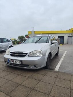 Chevrolet lacetti 1.4 70kw benzín