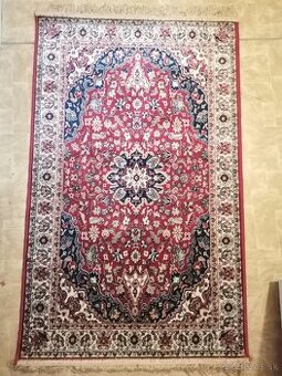 Krásny orientálny koberec 115x66 cm