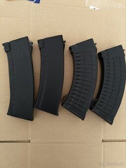Zásobníky do AK74 a AK47 - 1
