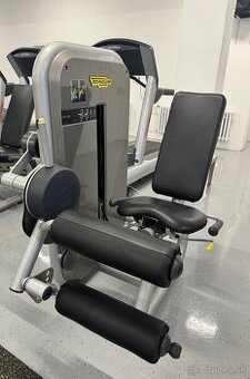 Zakopavanie, upažovanie, T-bar, incline bench…