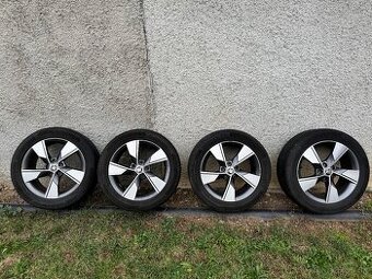 Predám Original elektrony Škoda 5x112 r17 a letné pneu