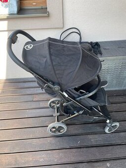 Cybex eezy S+2 Black vrátane tašky