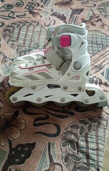 Predám kolieskové nadstaviteľné korčule 29-32