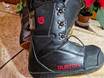Snowboardove topanky Burton