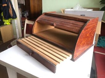 Kuchynský chlebník