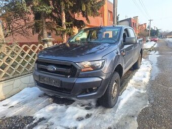 FORD RANGER 2,2 DIESEL 4X4 ROK 2018 KLÍMA ŤAŽNÉ
