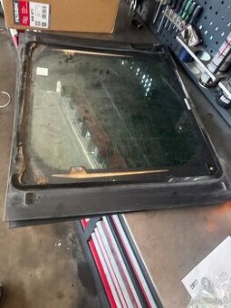 Sklo zadnych dveri fiat ducato