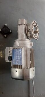 Elektromotor s převodovkou 180W