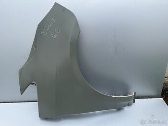 Mercedes Benz V Klasse pravý přední blatník