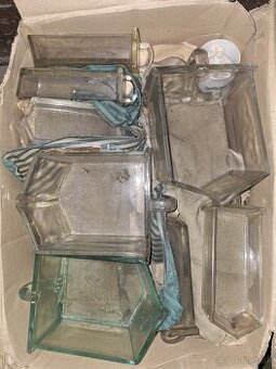 Sklenene retro nadoby