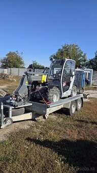 Prepravnik stavebných strojov