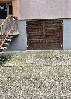 Garáž v centre mesta na prenájom, Komárno