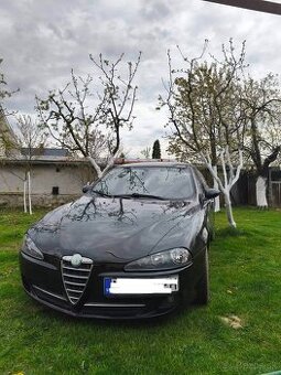 Alfa Romeo 147 1.6 Benzín