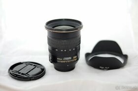 objektívy Nikon 12-24mm f/4 a 24-85 f/2.8-4 makro