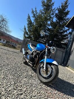 Kawasaki zr750