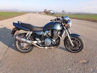 Suzuki GSX 1200 Inazuma