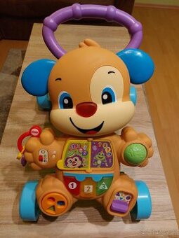 Hovoriaci a spievajúci psík Fisher price chodítko
