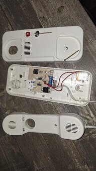Domaci telefón Tesla DT 85