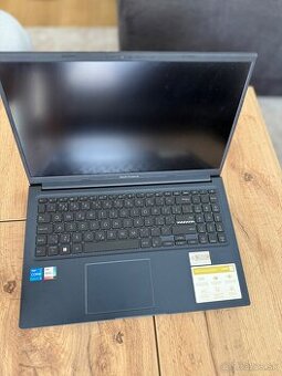 Vivobook asus 15 - X1504Z nový