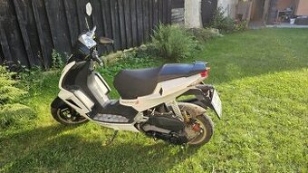 REZERVOVANÉ Predám Peugeot Speedfight 125ccm