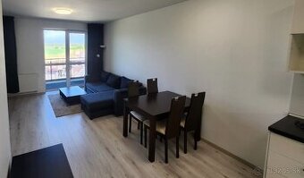 Novostavba - krásny slnečný 2 izbový zariadený byt