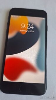 Iphone 7 32GB top stav plus krabica