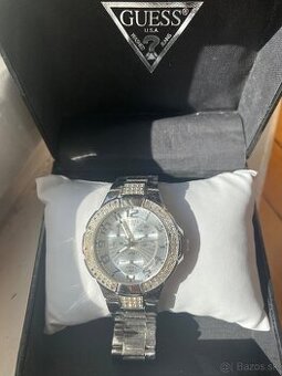 Krasne Guess hodinky