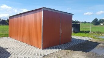 Plechová garáž 3×5 m – RAL 8004 bledá hnedá