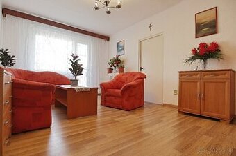 PREDANÉ - 3i byt - Polík - Balkón - ihneď voľný -