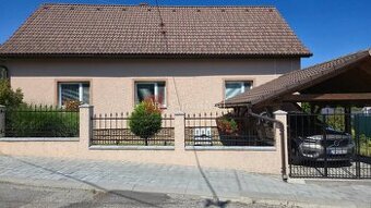 PRIPRAVUJEME DO PONUKY Vkusný RD s bazénom, rekonš., Trenč.