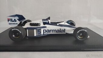 F1 1:18
