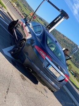 Jaguar XF 2.7 biturbo - 1