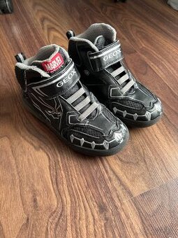 Geox jesenno zimna obuv
