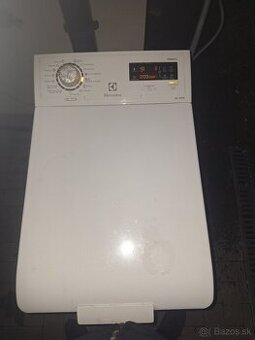 Práčka Electrolux – plne funkčná, zhora plnená