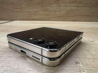 Samsung Galaxy Z Flip 5