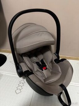 Vajíčko / autosedačka britax romer