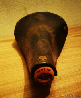 Sedadlo Favorit F1 Pwb Špeciál 70.r.