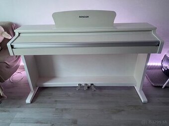 Klavir na predaj