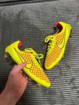 Kopačky Nike MAGISTA OPUS sg pro 40