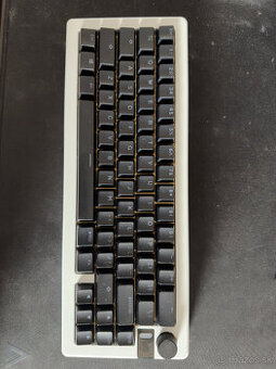 GMMK 3 HE custom mechanicka klavesnica