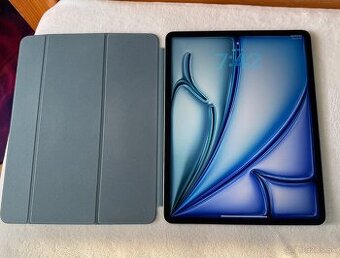 Apple iPad Air 13 128GB (2024) Modrý