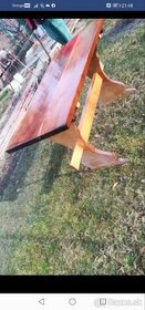 Stôl drevený rozoberatelný