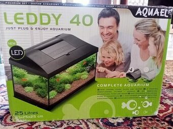 Akvárium s kompletnou výbavou