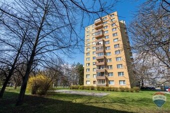 REZERVOVANÉ - na predaj 3 izbový byt 75 m2 Trenčín Soblahov