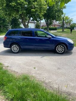 Predám Opel Astra H Combi.