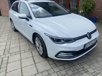 Volkswagen Golf Variant 1.5 eTSI MHEV DSG Style – rok 2021