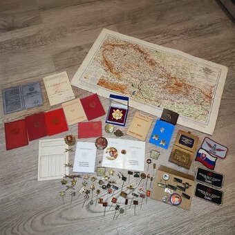 Vojenské odznačiky a iné vecičky