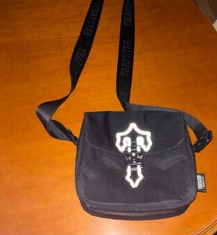 trapstar bag