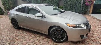 Honda Accord 2,2 iDTEC Executive diesel REZERVOVANÉ